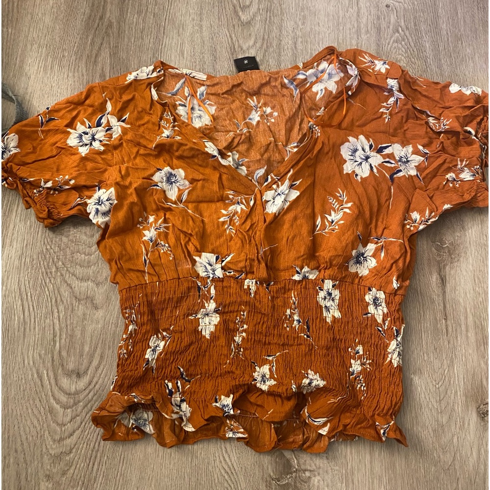 floral shirt